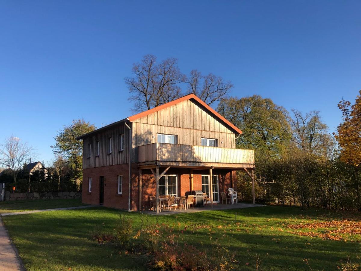 Farm-Chalet Renzow Exterior photo